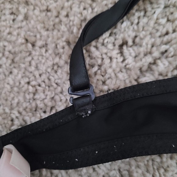 Victoria's Secret Padded Multiway Bras (2) - Picture 4 of 15